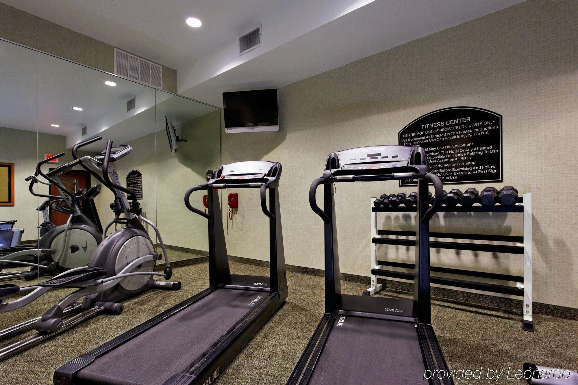 Holiday Inn Express Hotel & Suites Burleson - Fort Worth, An Ihg Hotel Konforlar fotoğraf
